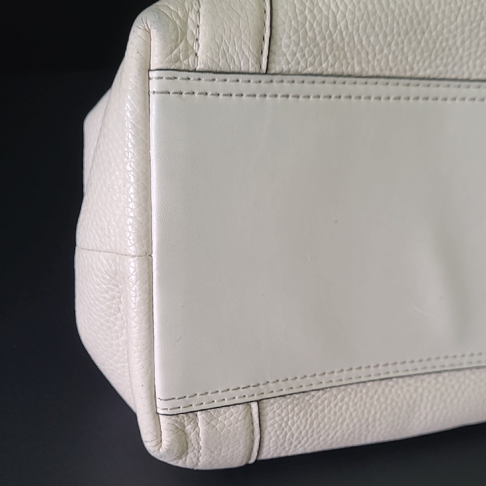 Michael Kors Buff Colored Arlo Bag Elegant Design - Picture 7 of 15